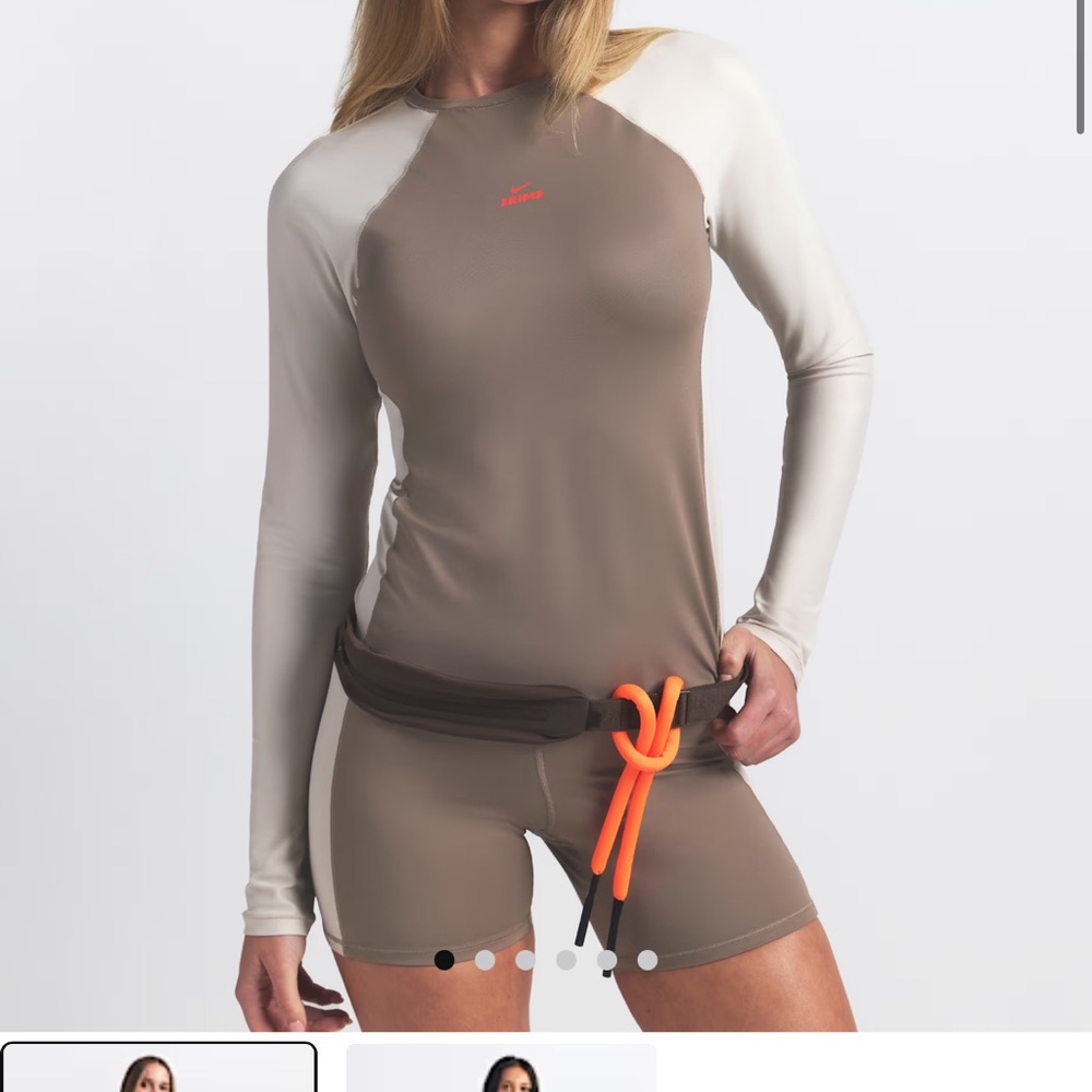 SKIMS Long Sleeve Top in Cream and Brown